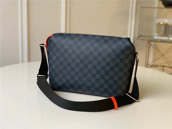 Louis Vuitton 루이비통 디스커버리 메신저백 N40159
