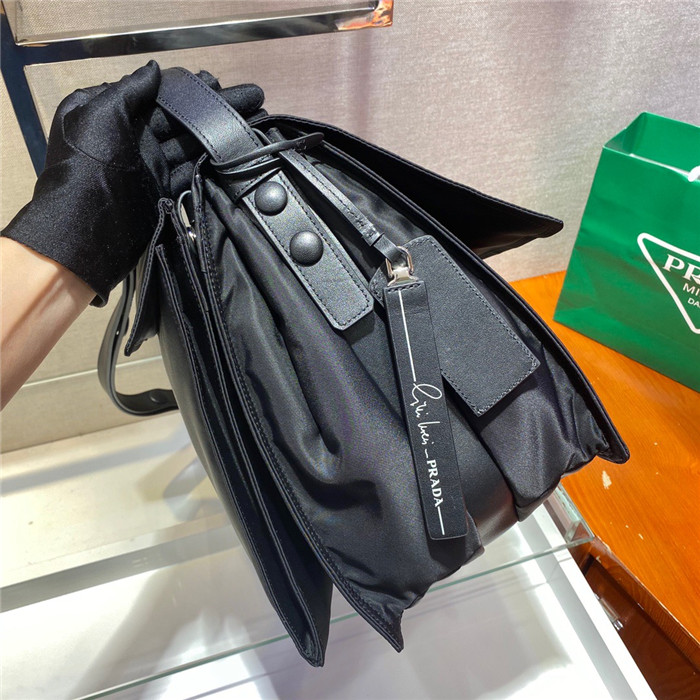 Prada 프라다 나일론 메신져백 1BC208 2020/신상