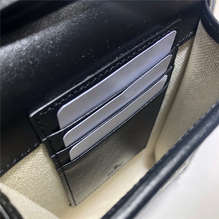 Gucci 구찌 GG엠보스드 미니백 625571 2020/신상