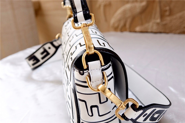 Fendi  펜디 바케트백 F30143 2020/신상