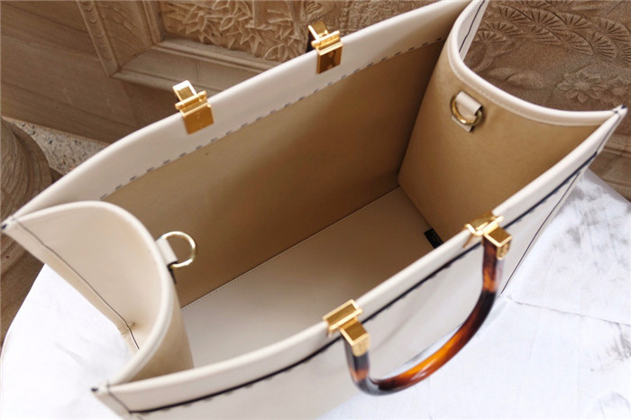 Fendi  펜디 토트백 F45999 2020/신상