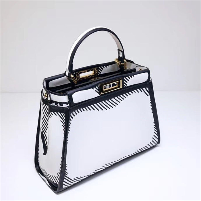 Fendi 펜디 아이코닉 피카부백 F140511 2020/신상