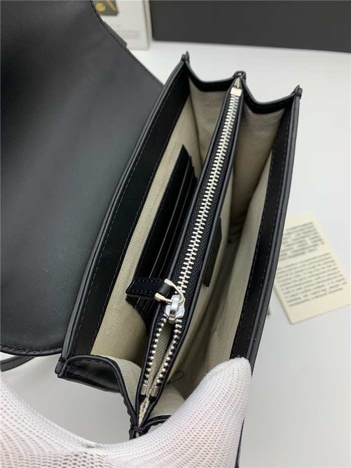 Gucci 구찌 블랙 GG 엠보스 메신저백 625782 2020/신상