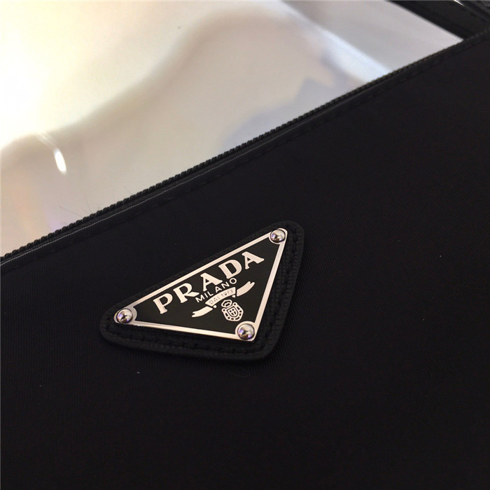 Prada 프라다 삼각로고 파우치백