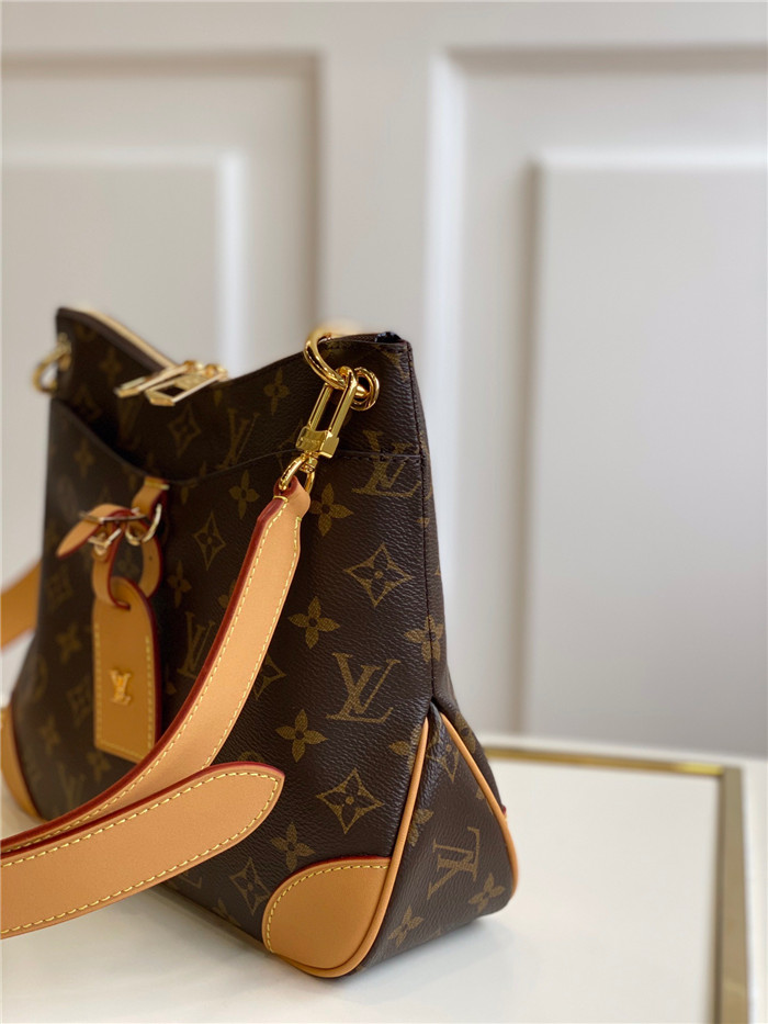 LOUIS VUITTON 루이비통 모노그램 오데온 백