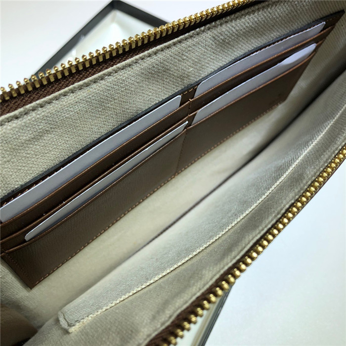 GUCCI 구찌 Fake Not 프린트 클러치 636171 2020/신상