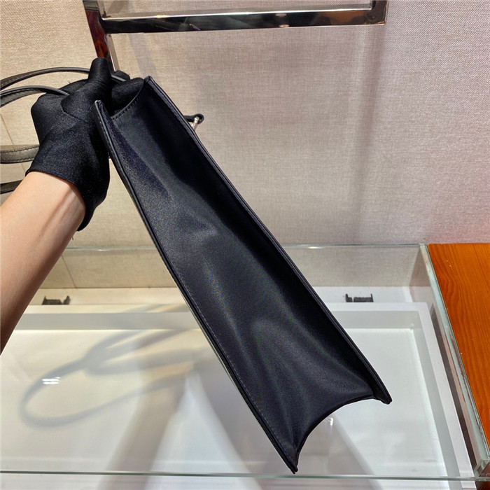 Prada 프라다 로고 2DLN OOH 여자 토트백 1BG363 2020/신상