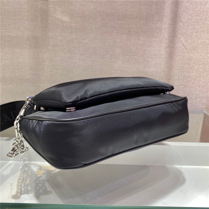 Prada 프라다 체인 디테일 숄더백 1BH168 2020/신상