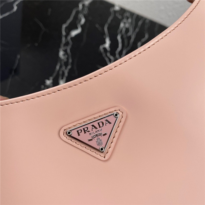  PRADA 프라다 클레오 브러시드 가죽 숄더백 1BC499