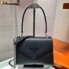 Prada 프라다 모노크롬 사피아노 가죽백