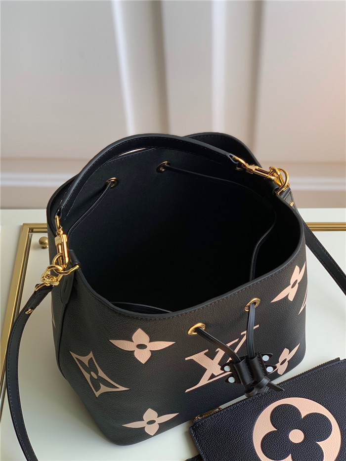 Louis Vuitton 루이비통 LV 크래프티 네오노에 MM M56890 2020/신상