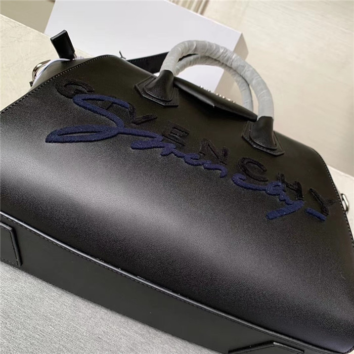 Givenchy 지방시 안티고나백 G100899 2020/신상
