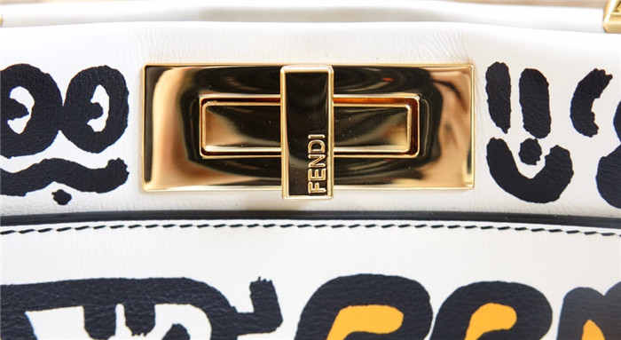 Fendi 펜디 아이코니 피카푸백 F20510 2020/신상