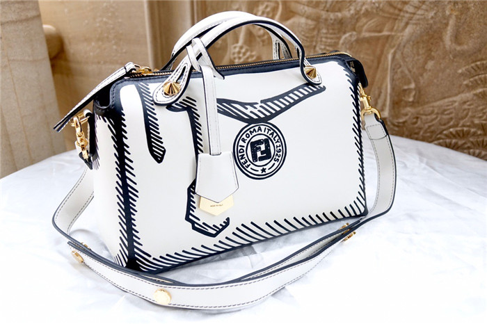 Fendi 펜디 바이더웨이 토트&숄더백 F62532 2020/신상