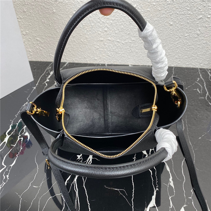 PRADA 프라다 스몰 가죽 핸드백 1BC145 2020/신상