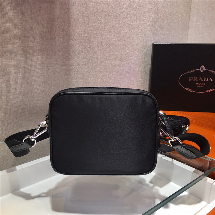 PRADA 프라다 미니 카메라백 1BH017