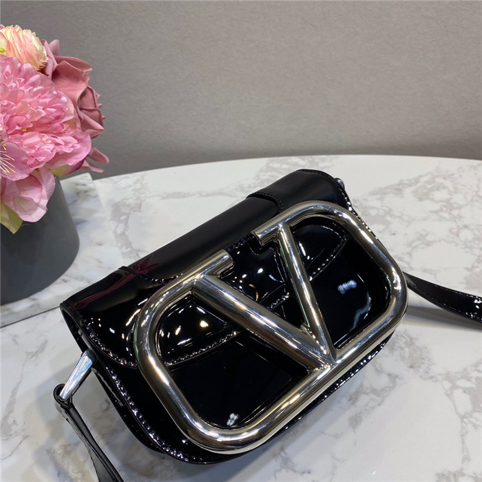Valentino 발렌티노 가라바니 MAXI 미니숄더백 V98521 2020/신상