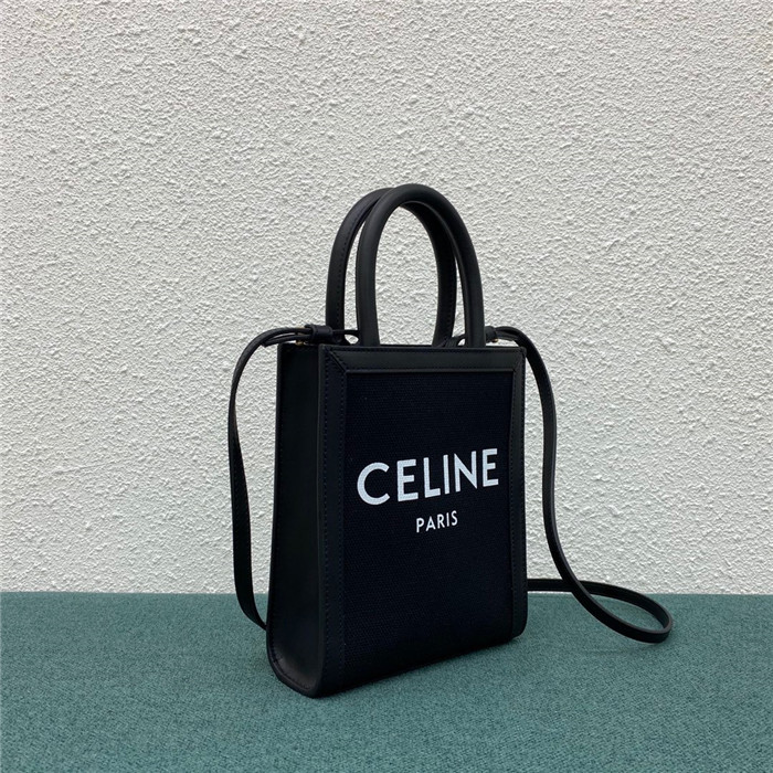 Celine 셀린느 트리옴페 미니 카바스백 C18109 2020/신상