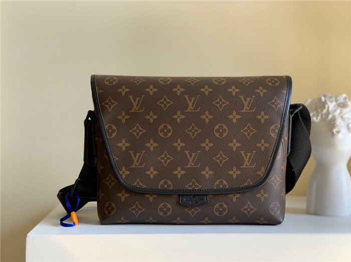 Louis Vuitton 루이비통 메신저백 M44223 2020/신상