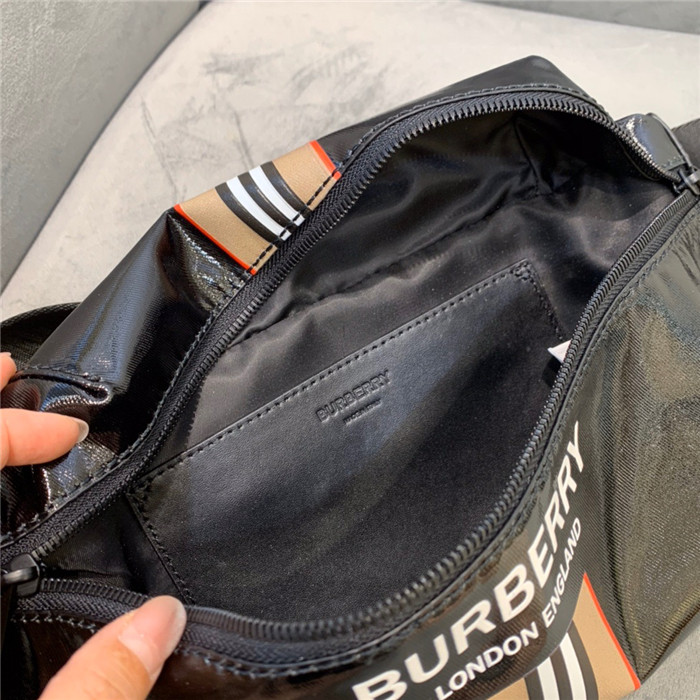 Burberry 버버리 힙색&벨트백 B84110 2020/신상