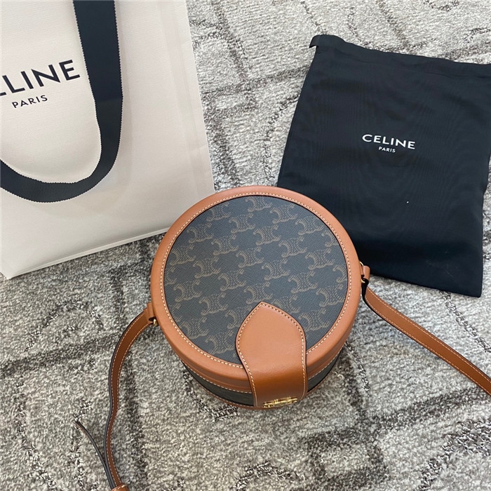 Celine 셀린느 트라이엄프 캔버스 탬부어백 C010200 2020/신상