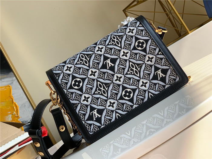Louis Vuitton  루이비통 도핀 MM M57211 2020/신상
