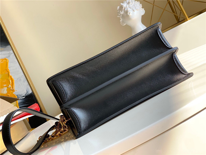 Louis Vuitton  루이비통 도핀 MM M57211 2020/신상