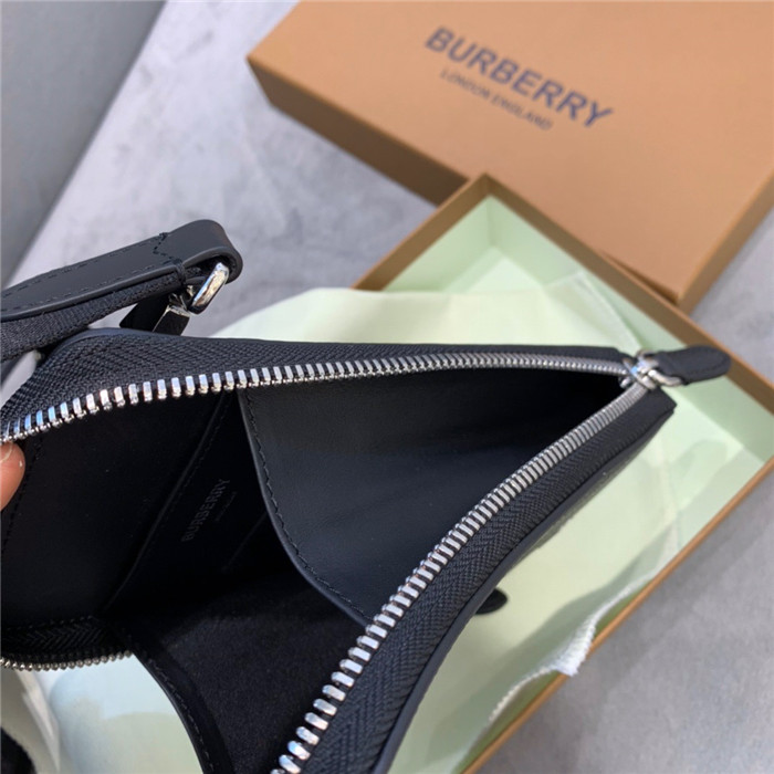 Burberry  버버리 휴대폰백 B14044-2 2020/신상