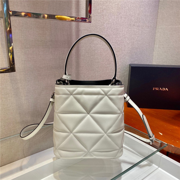  PRADA 프라다 스펙트럼 파니에 토트백 1BA319