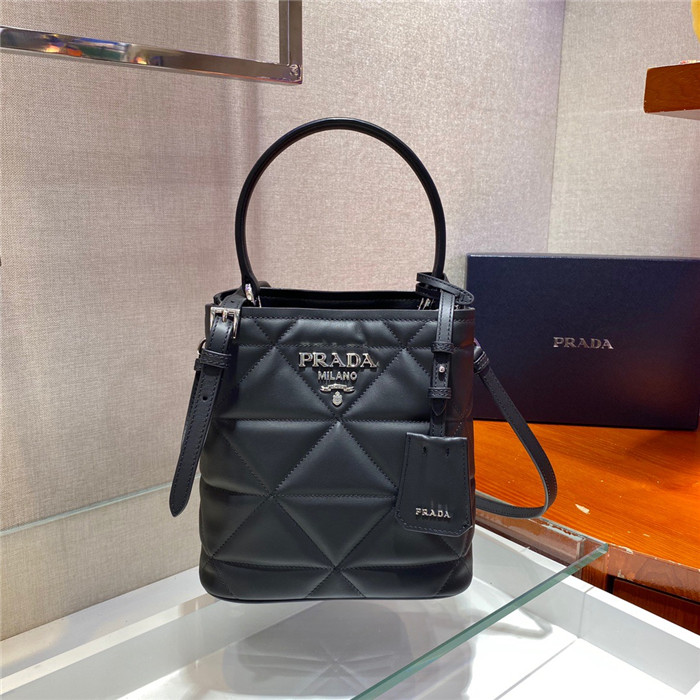  PRADA 프라다 스펙트럼 파니에 토트백 1BA319