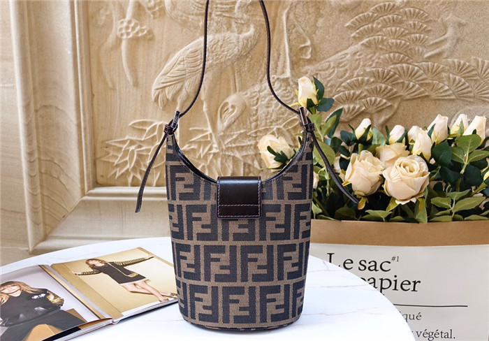 Fendi 펜디 빈티지 버킷백 F3836 2020/신상