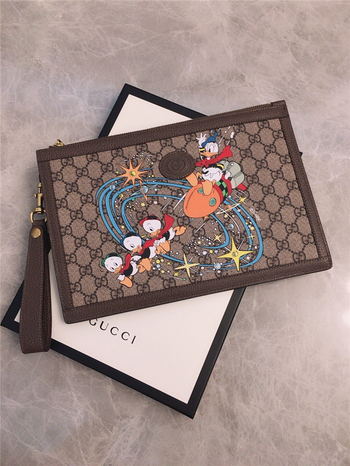 GUCCI 구찌 디즈니 콜라보 도널드 덕 파우치 647925 2020/신상