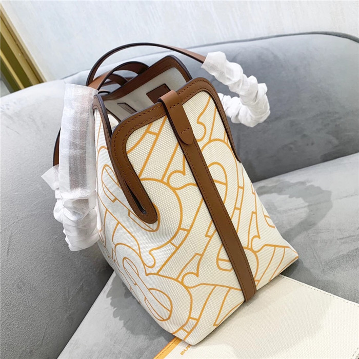 Burberry 버버리 쇼핑백 B15480 2020/신상