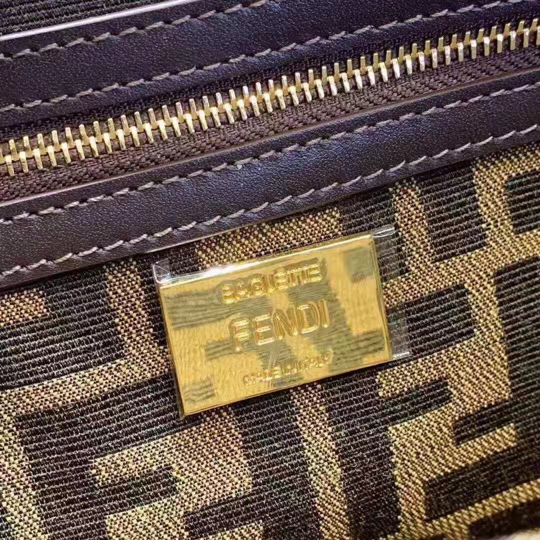  Fendi 펜디 바게트백 브라운 컬러