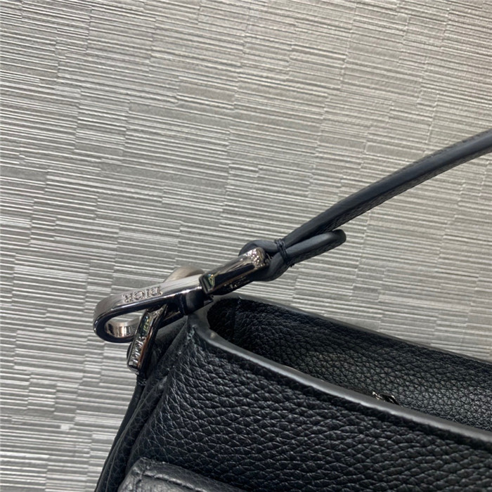 Dior 디올 토트&크로스백 D18010 신상