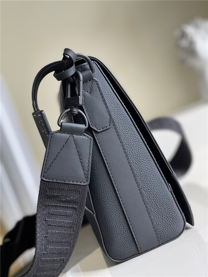 Louis Vuitton 루이비통 그레인 에어로그램 메신저백 M57080 2021/신상