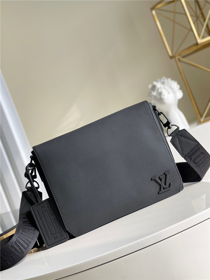 Louis Vuitton 루이비통 에어로그램 메신저 M57080