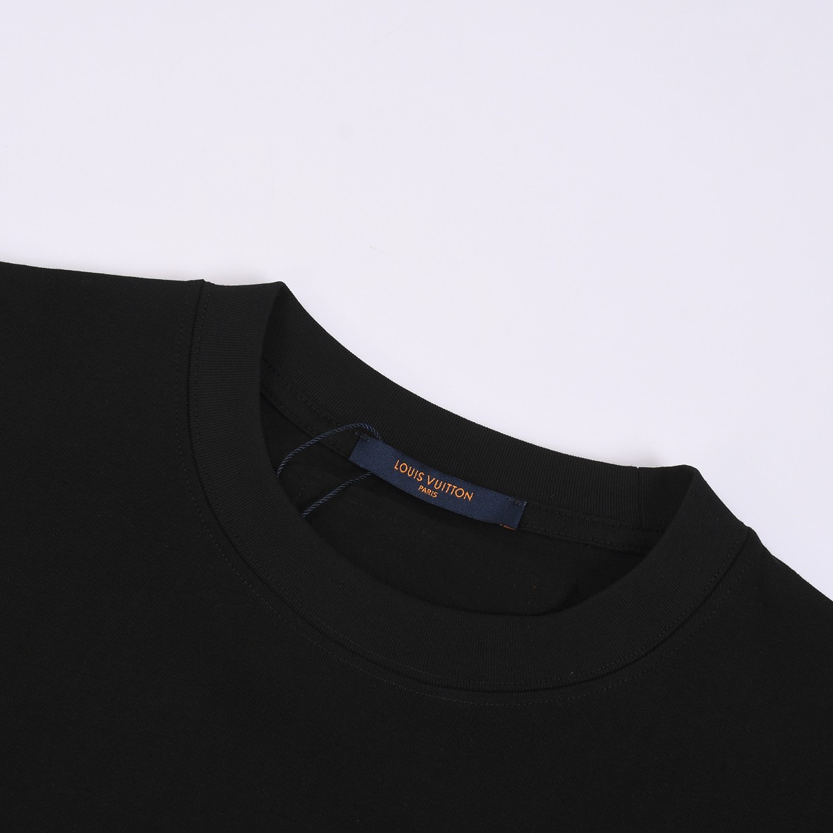 루이비통 24SS 쇼트 슬리브