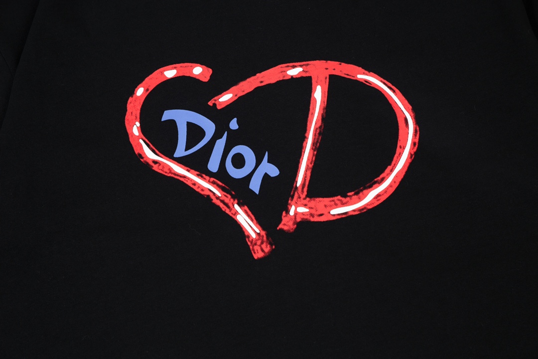 DIOR 디올 디올 프린트 쇼트 슬리브 러브 하트 패턴