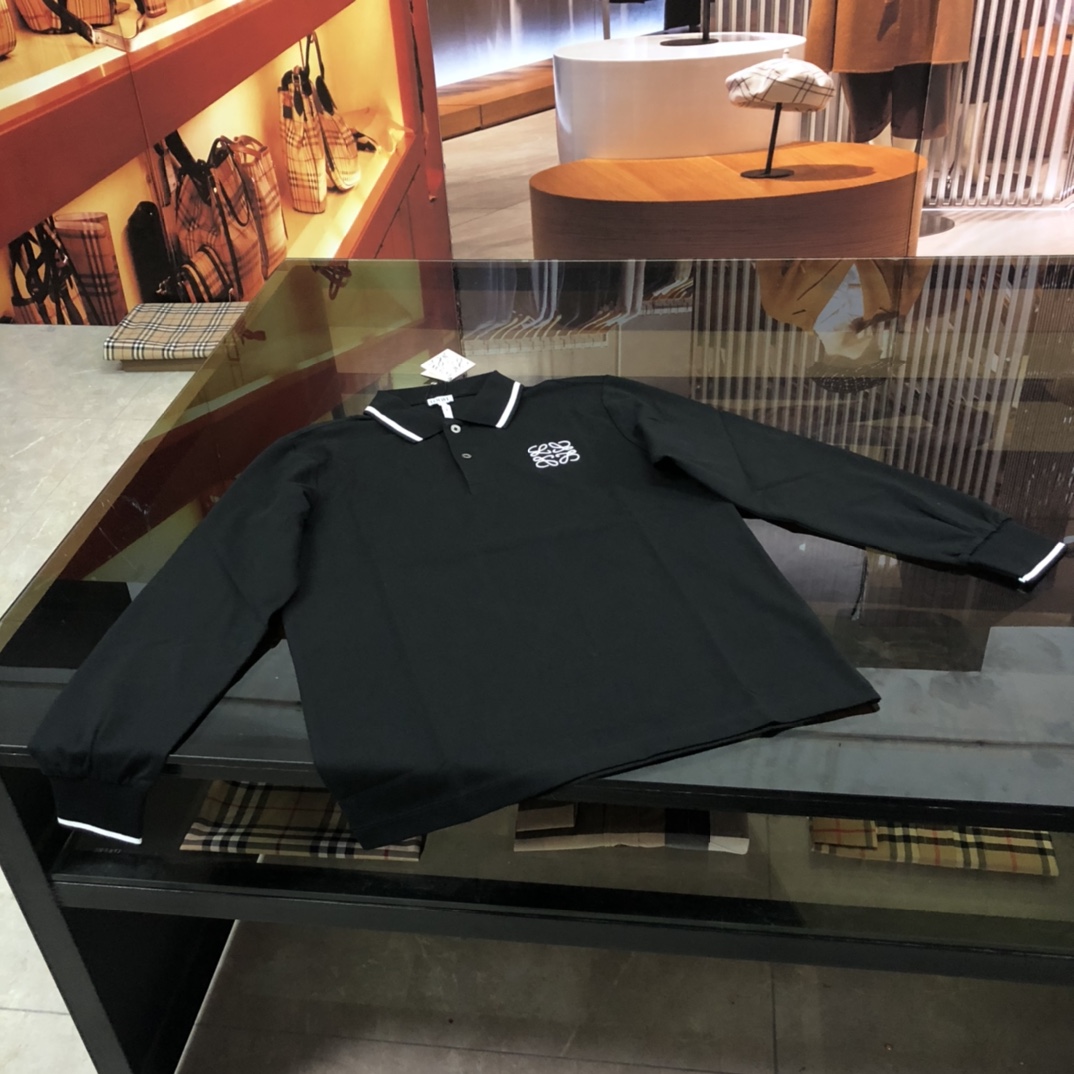 가슴에로고스탭패턴R&W롱슬리브폴로