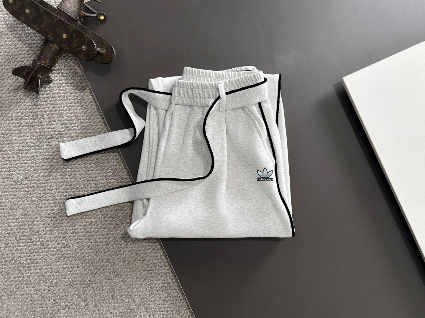 RAL0H로렌로렌래프2025뉴