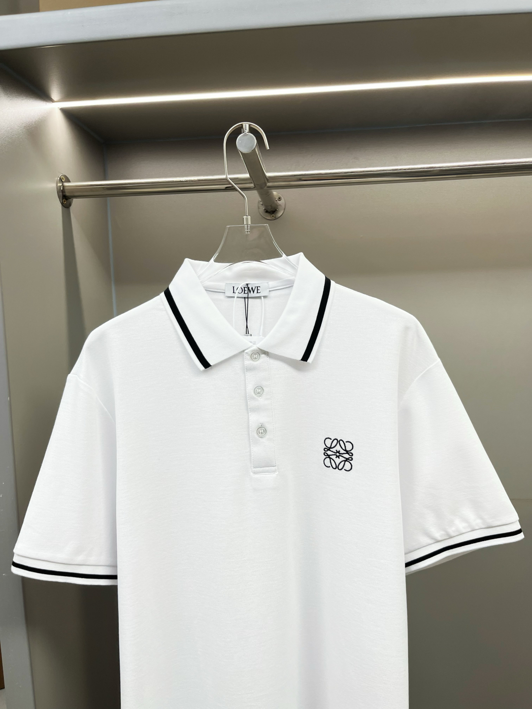 0RADA프라다2025뉴스타일