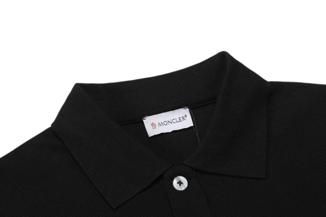 몽클레르로고패치폴로셔츠