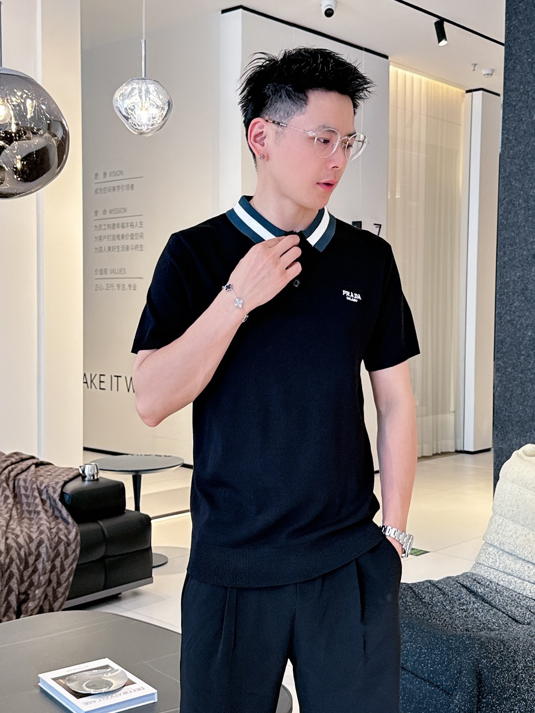 룰루레몬2025새로운로고