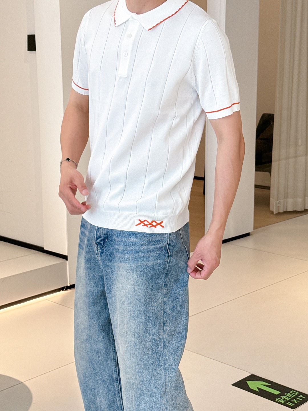 버버리BBR골드버클로고타투반팔폴로셔츠