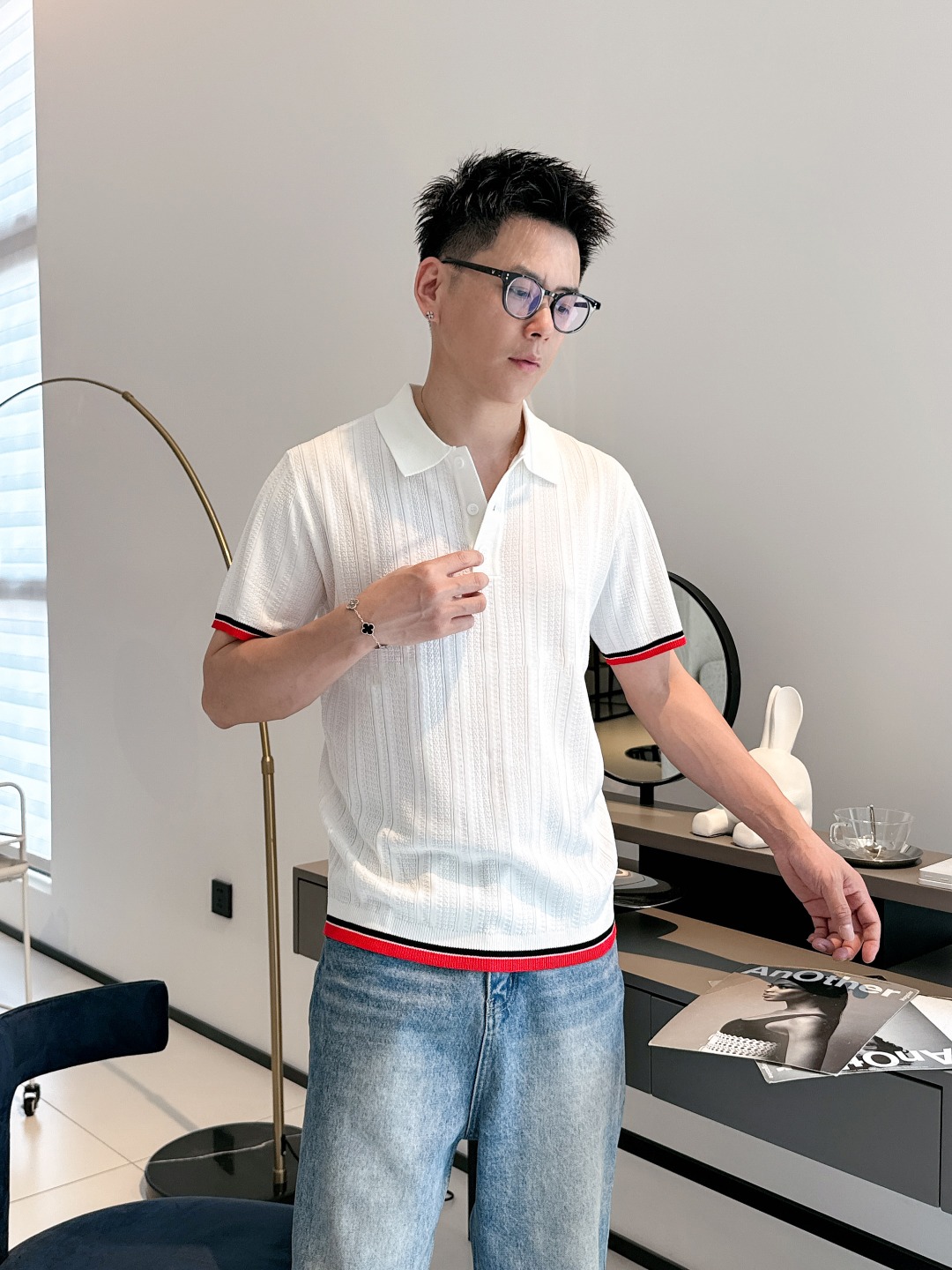 디올2025뉴쇼트슬리브폴로워드