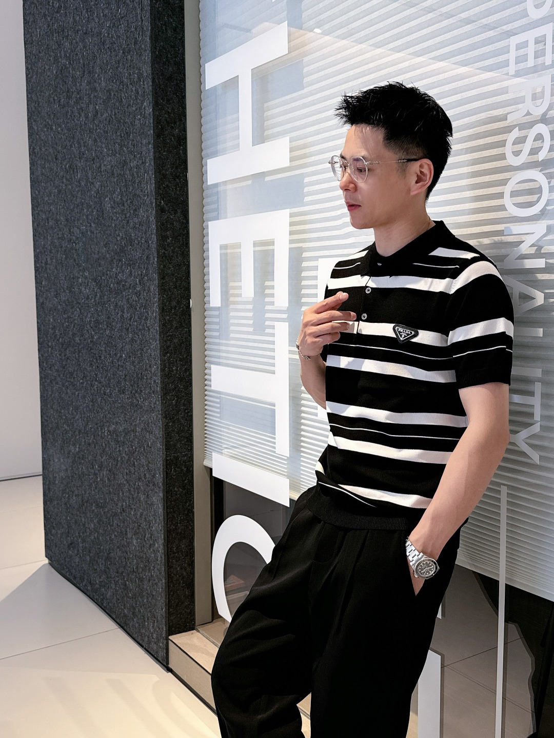 프라다2025뉴반팔폴로