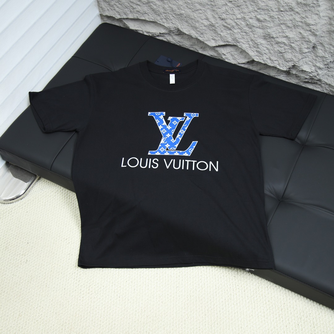 2025SS 봄 신상 LV 라운드넥 반팔 티셔츠 모델 번호: LV021