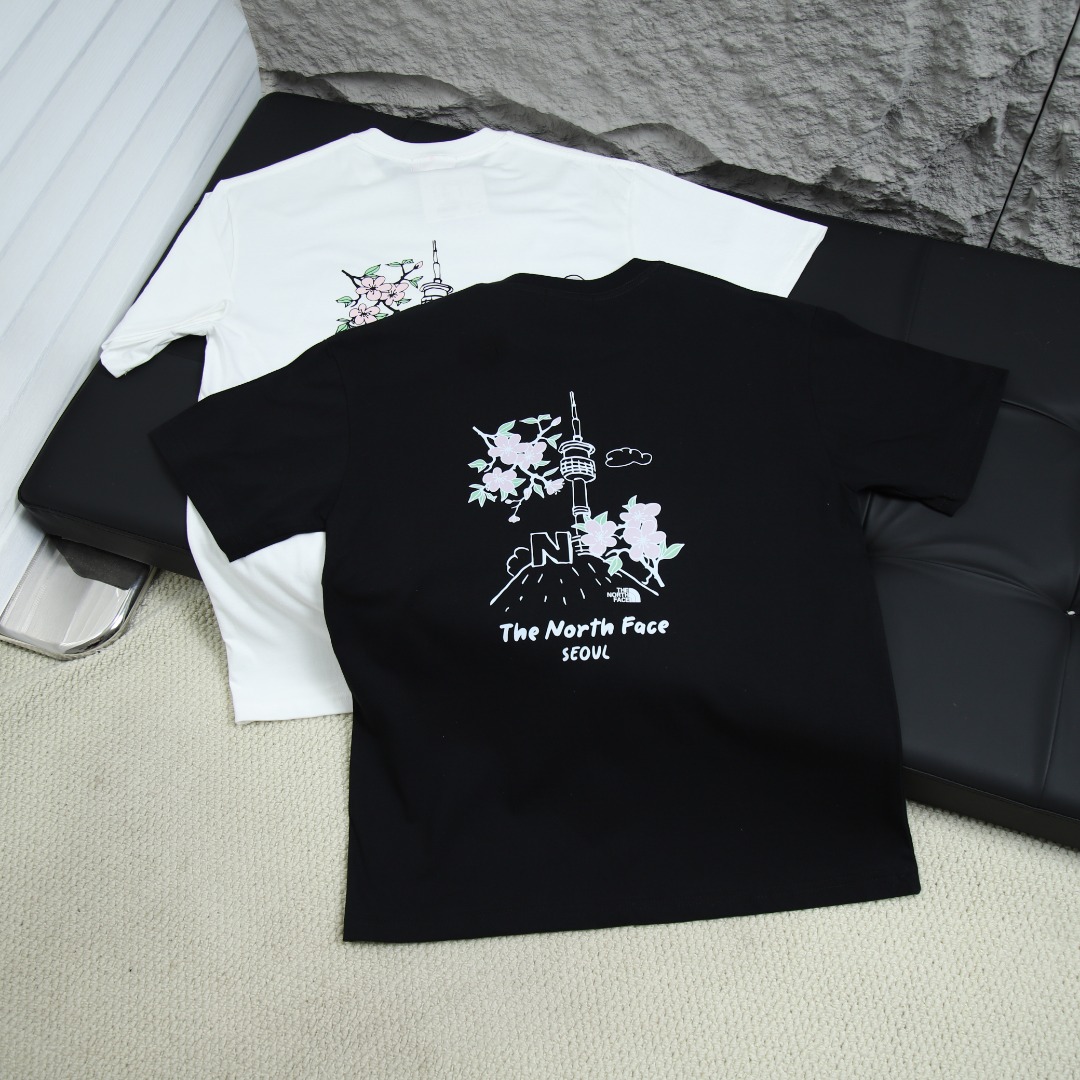 2025s스프링 신상품 더노스페이스 100 라운드넥 반팔 티셔츠 모델 번호: BM0010