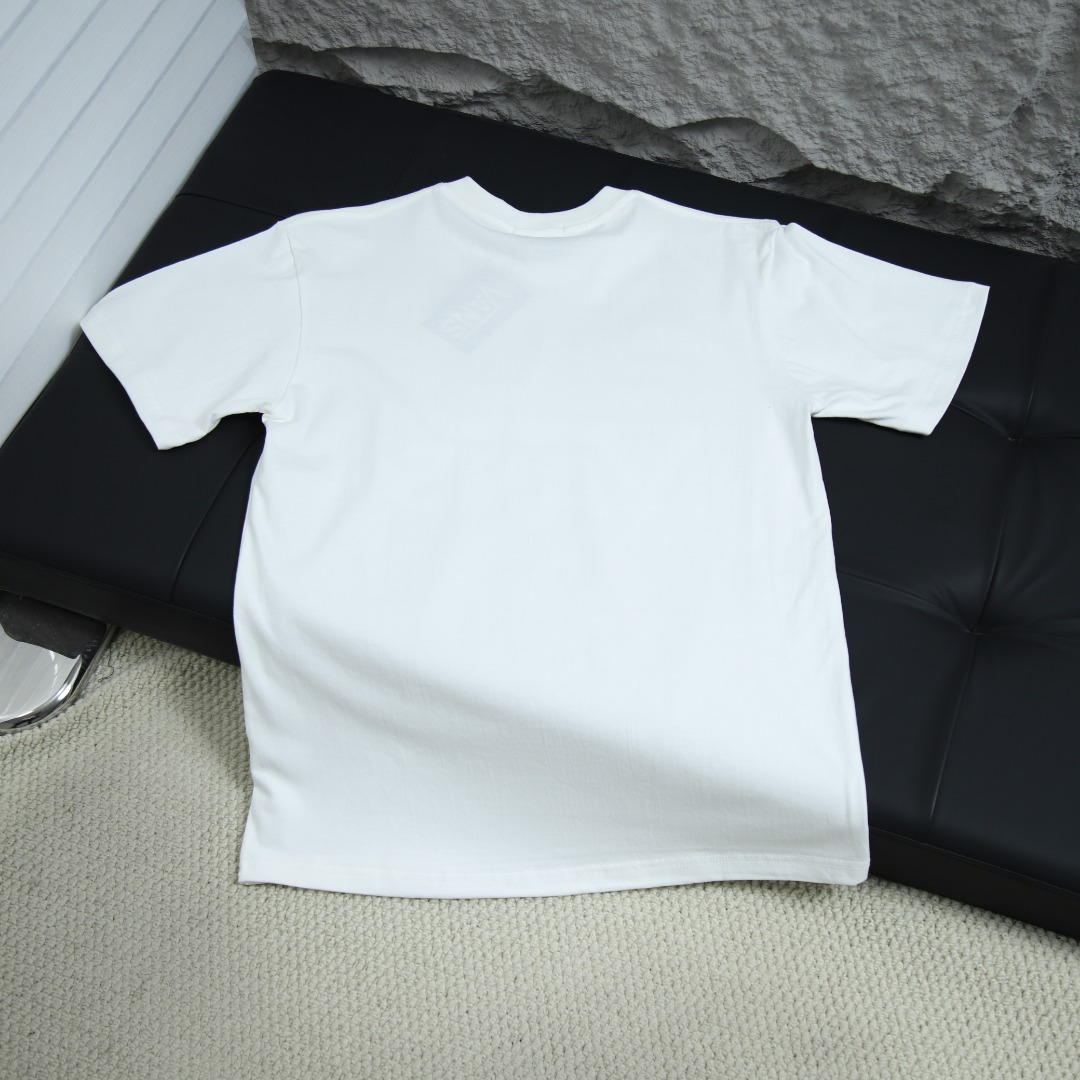 2025s스프링 신상 VANS/반스 백 라운드넥 반팔 티셔츠 모델 번호: VA0009